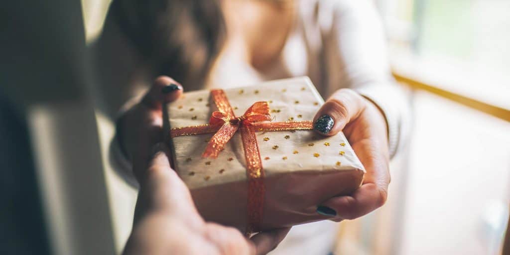 5 Gifts To Give The Different Types Of Friends You Have - Composting - Ecoponics Singapore - 2025