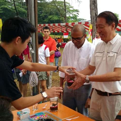DPM Teo Chee Hean and MP Dr Janil Puthucheary with Our Terrariums at Punggol North Clean and Green Tree Planting Day 2015 2 | Ecoponics Singapore | March, 2024