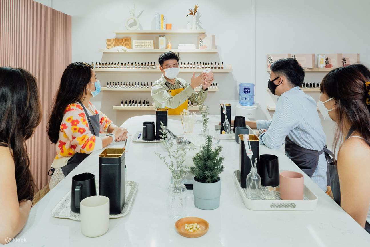 Candle Making Workshops: A Relaxing Way To Learn A New Craft - Ecoponics Singapore - 2026 Candle Making Workshops: A Relaxing Way To Learn A New Craft - Ecoponics Singapore - 2026